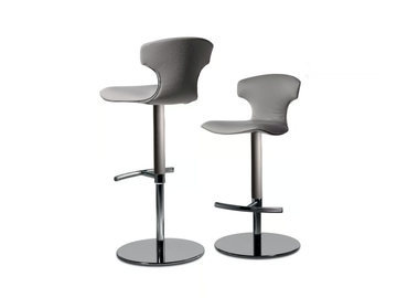 Poltrona-Frau_THE-COLLECTION---TABLES-AND-CHAIRS_TJxHznyLl.jpeg